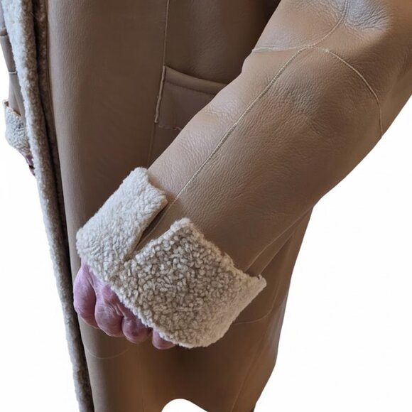 Artico Shearling Leather Coat - Size 48 euro - worn once - tan -Reversable - Picture 6 of 16